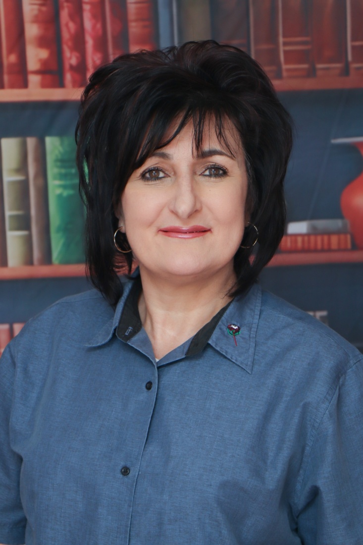 Anien Maritz - Administrative Officer, Library,  Clothing-Bank